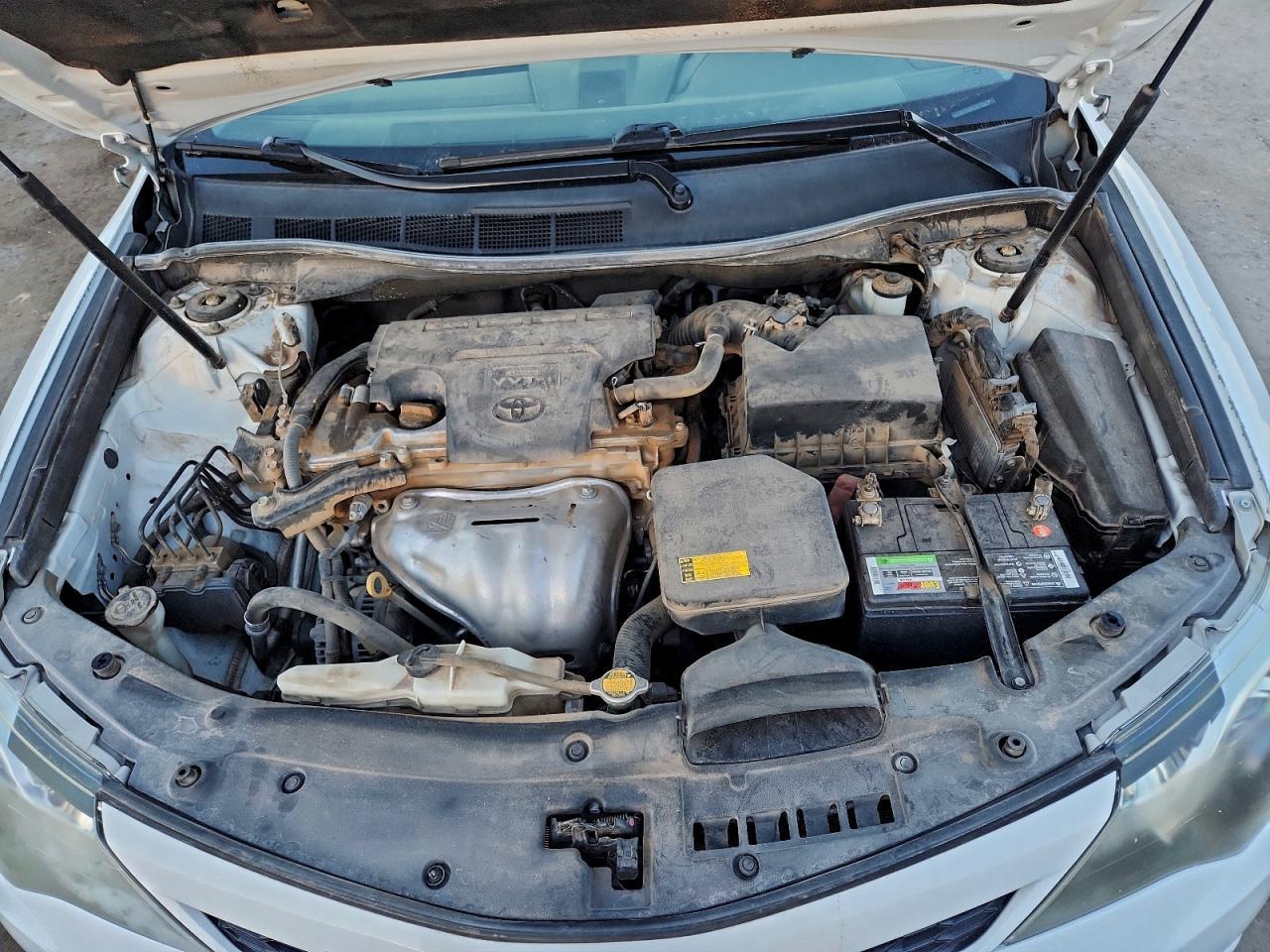 2014 TOYOTA CAMRY