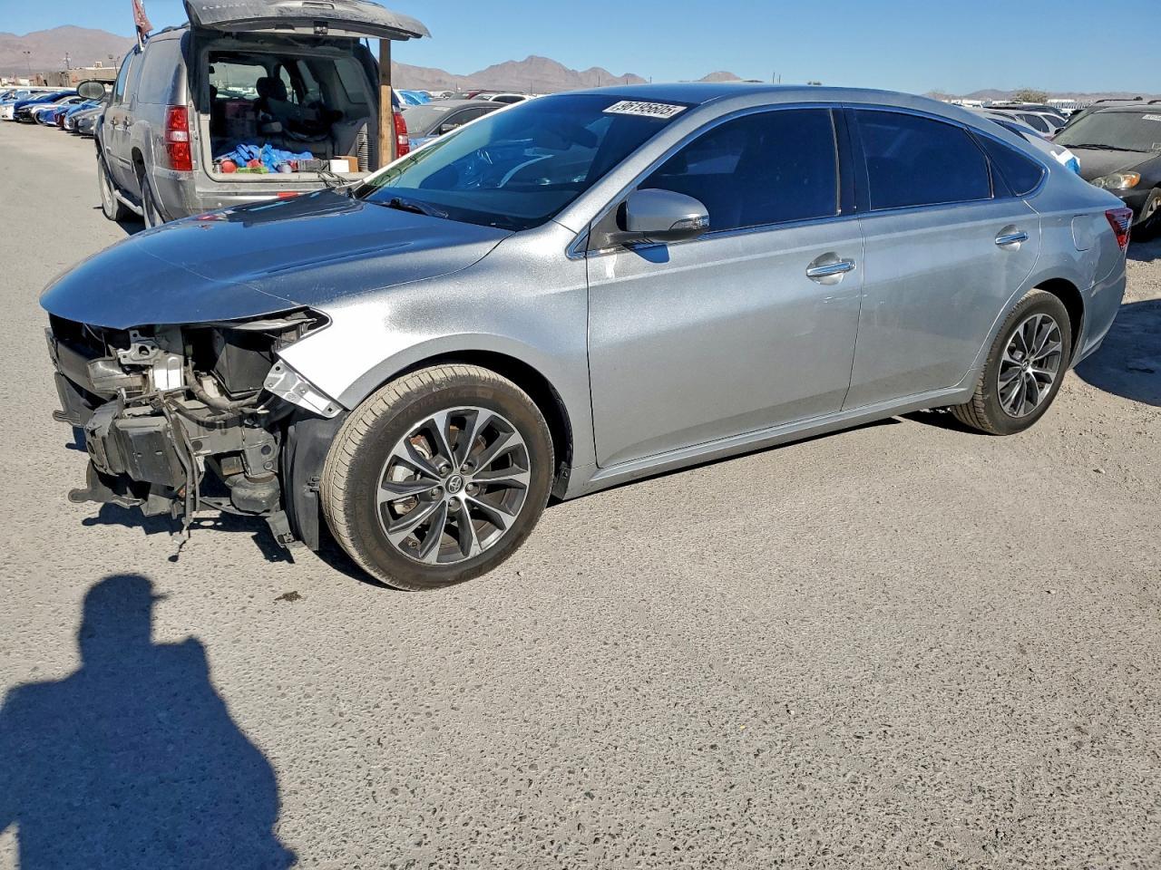 2016 TOYOTA Avalon