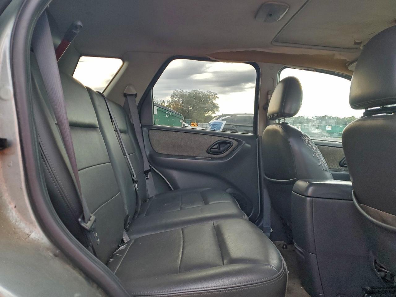 2006 FORD ESCAPE