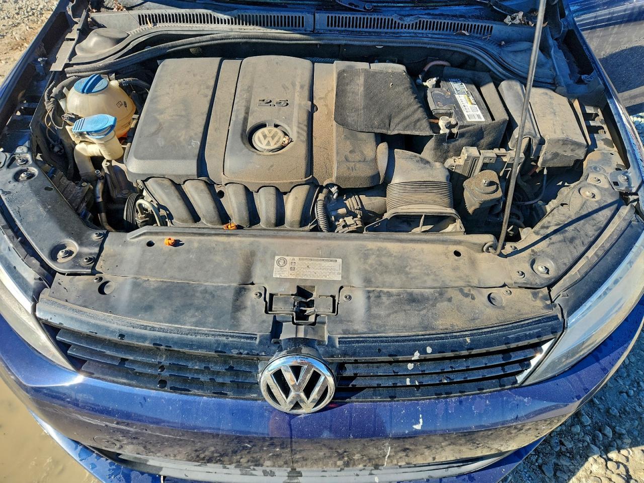 2011 VOLKSWAGEN JETTA