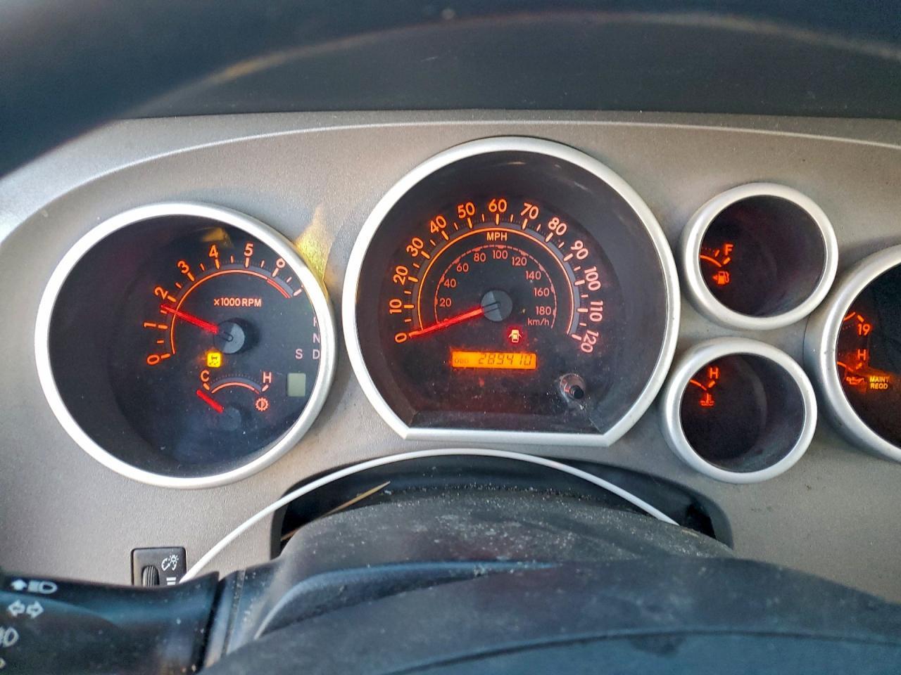 2011 TOYOTA TUNDRA