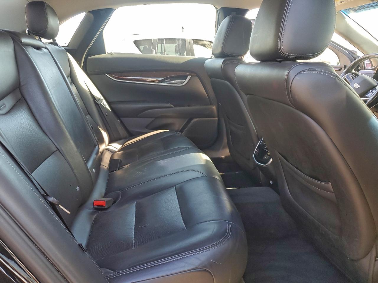2016 CADILLAC XTS