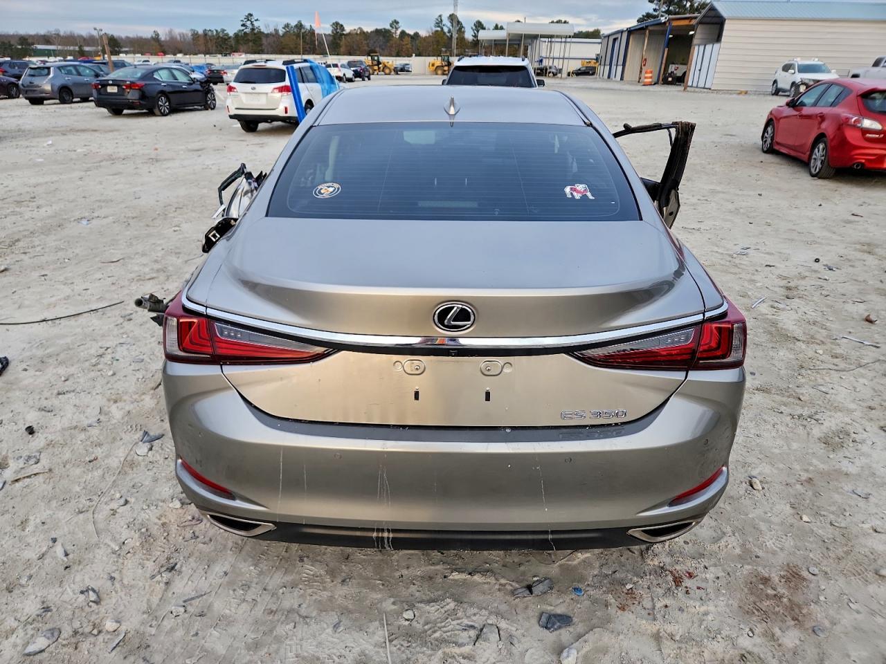 2021 LEXUS ES 350