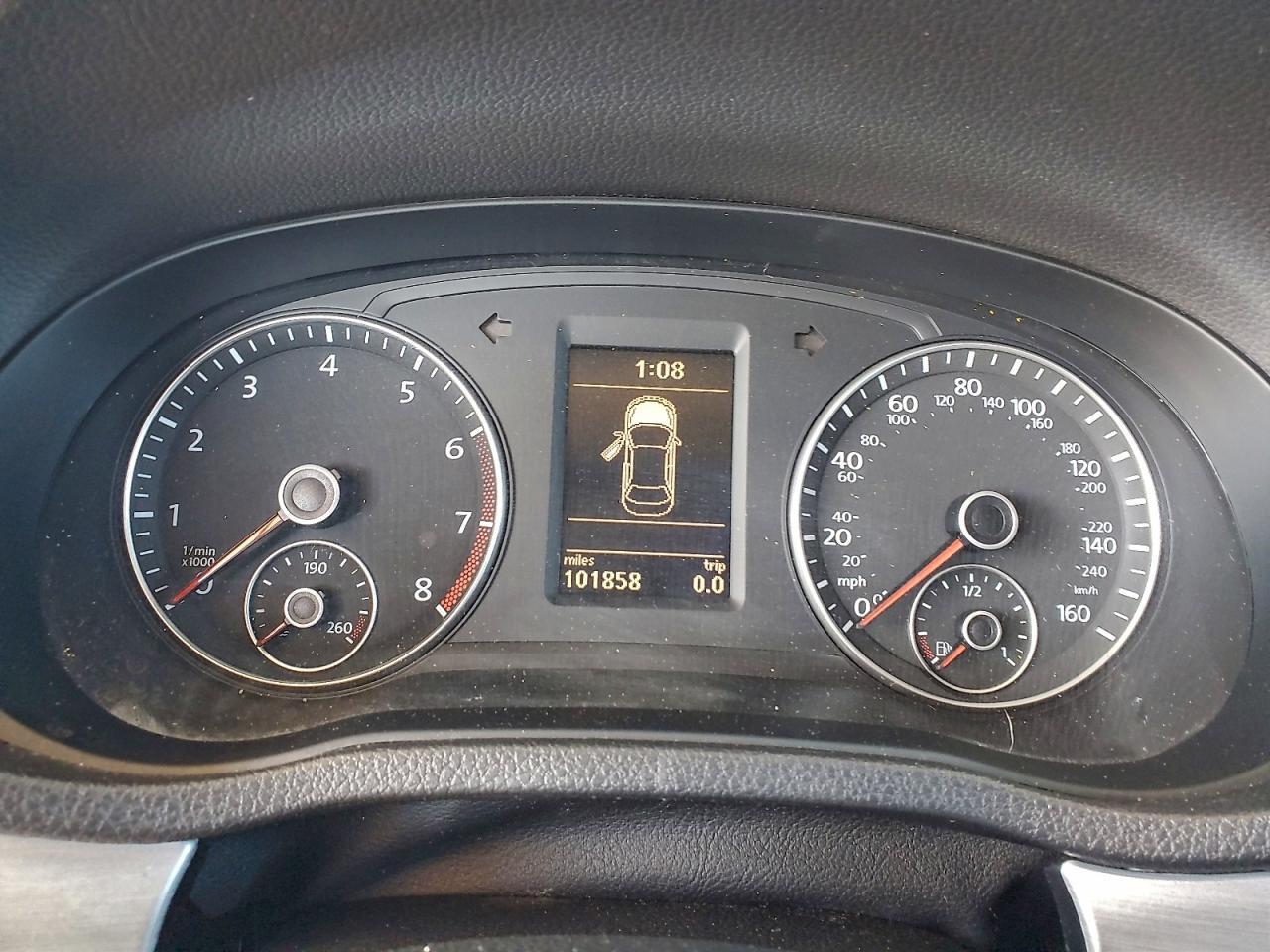 2012 VOLKSWAGEN Passat