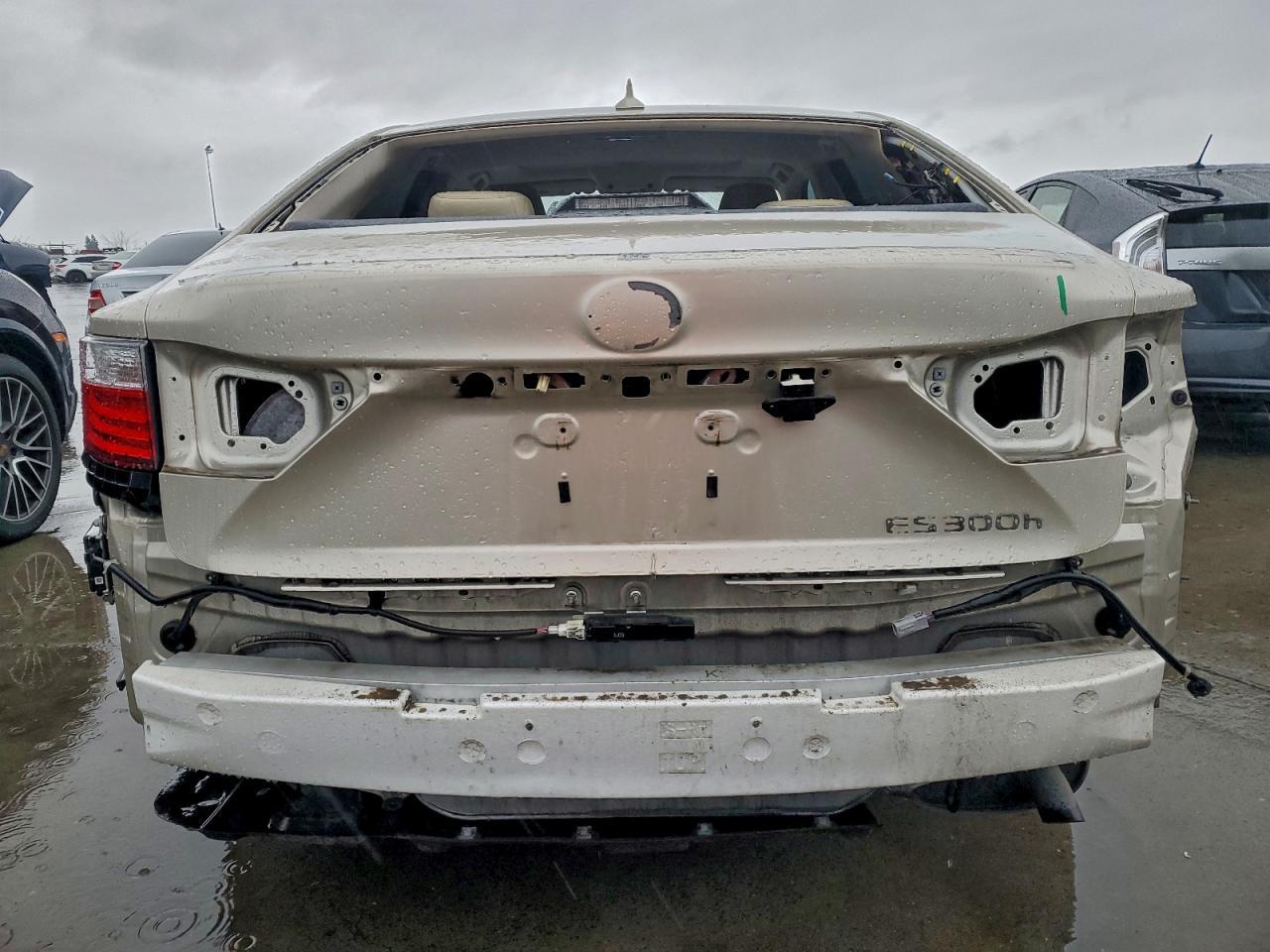 2014 LEXUS ES 300H