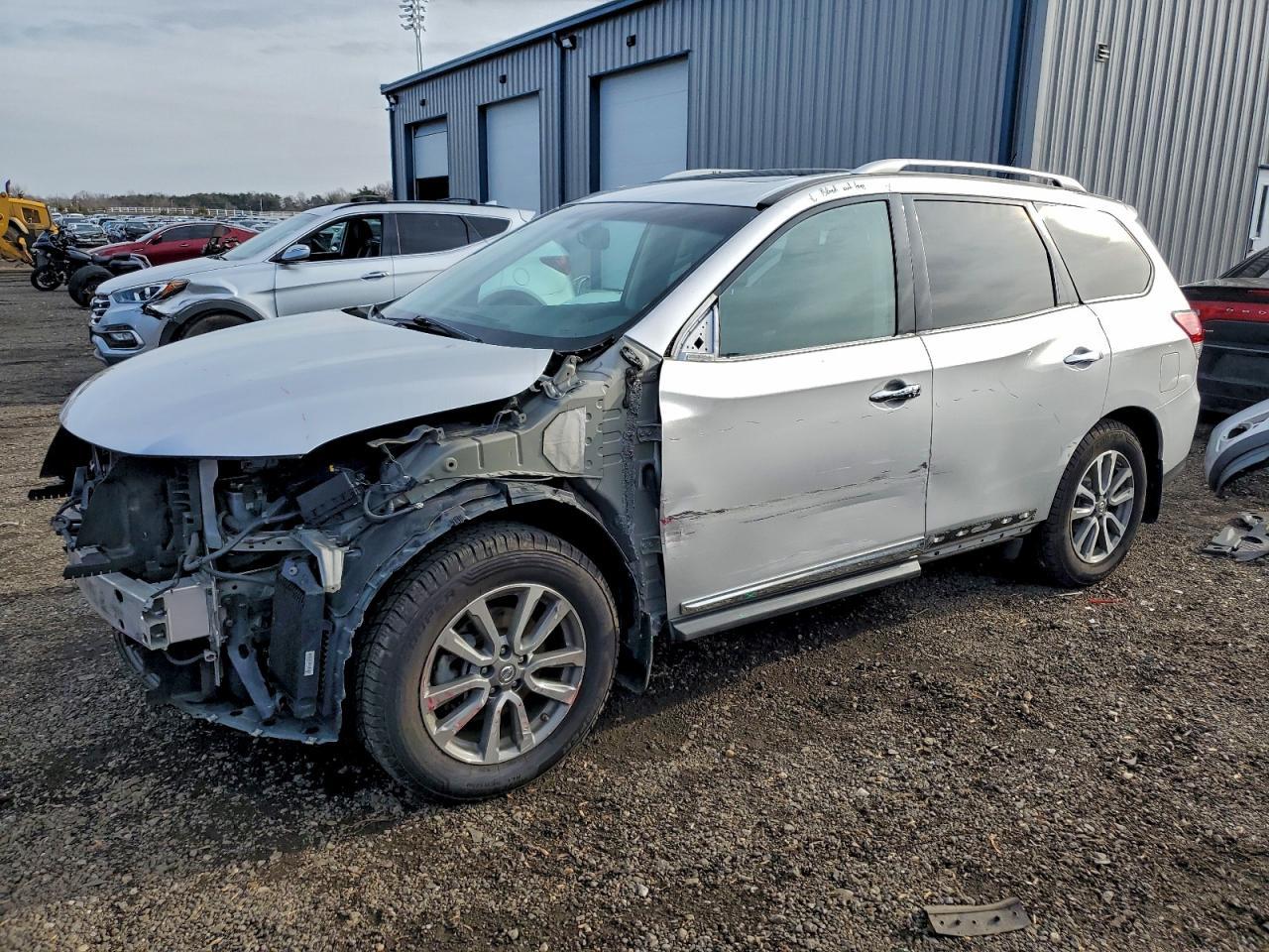 2013 NISSAN PATHFINDER