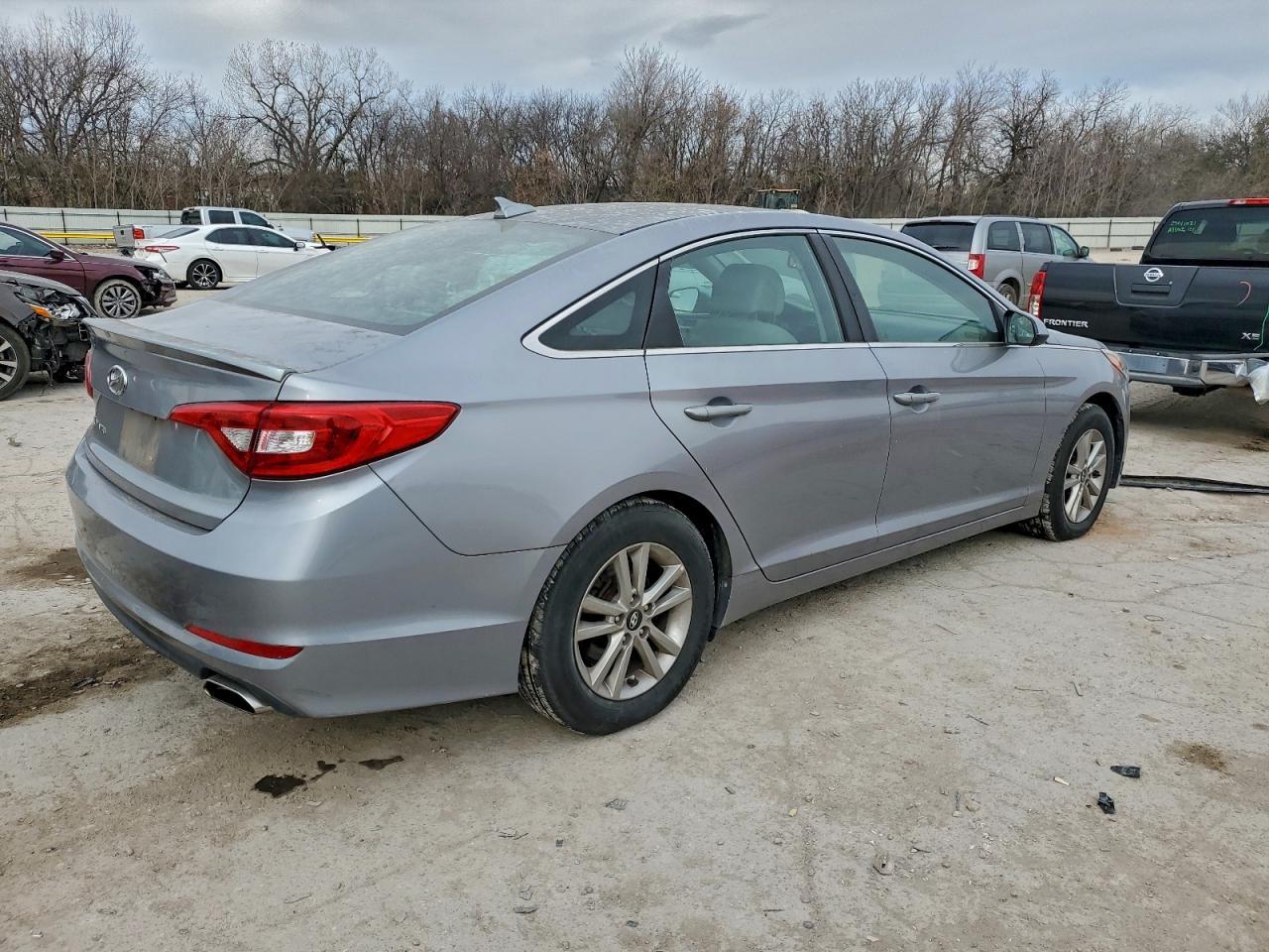 2016 HYUNDAI SONATA