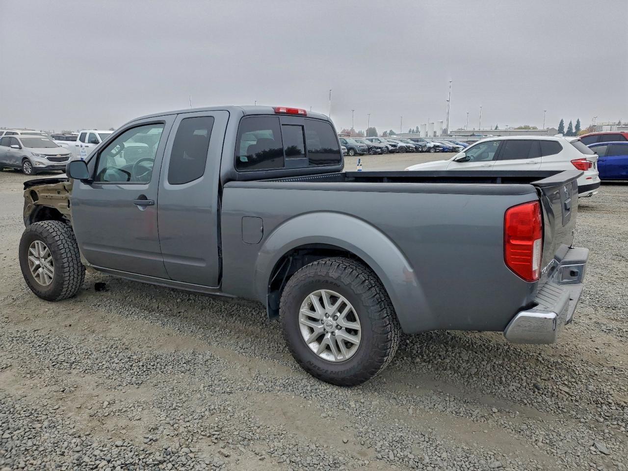 2016 NISSAN Frontier