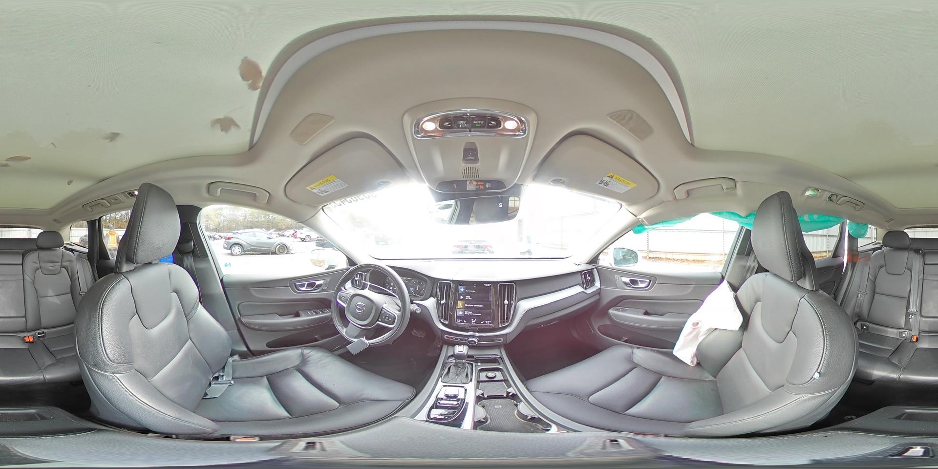 2018 VOLVO XC60
