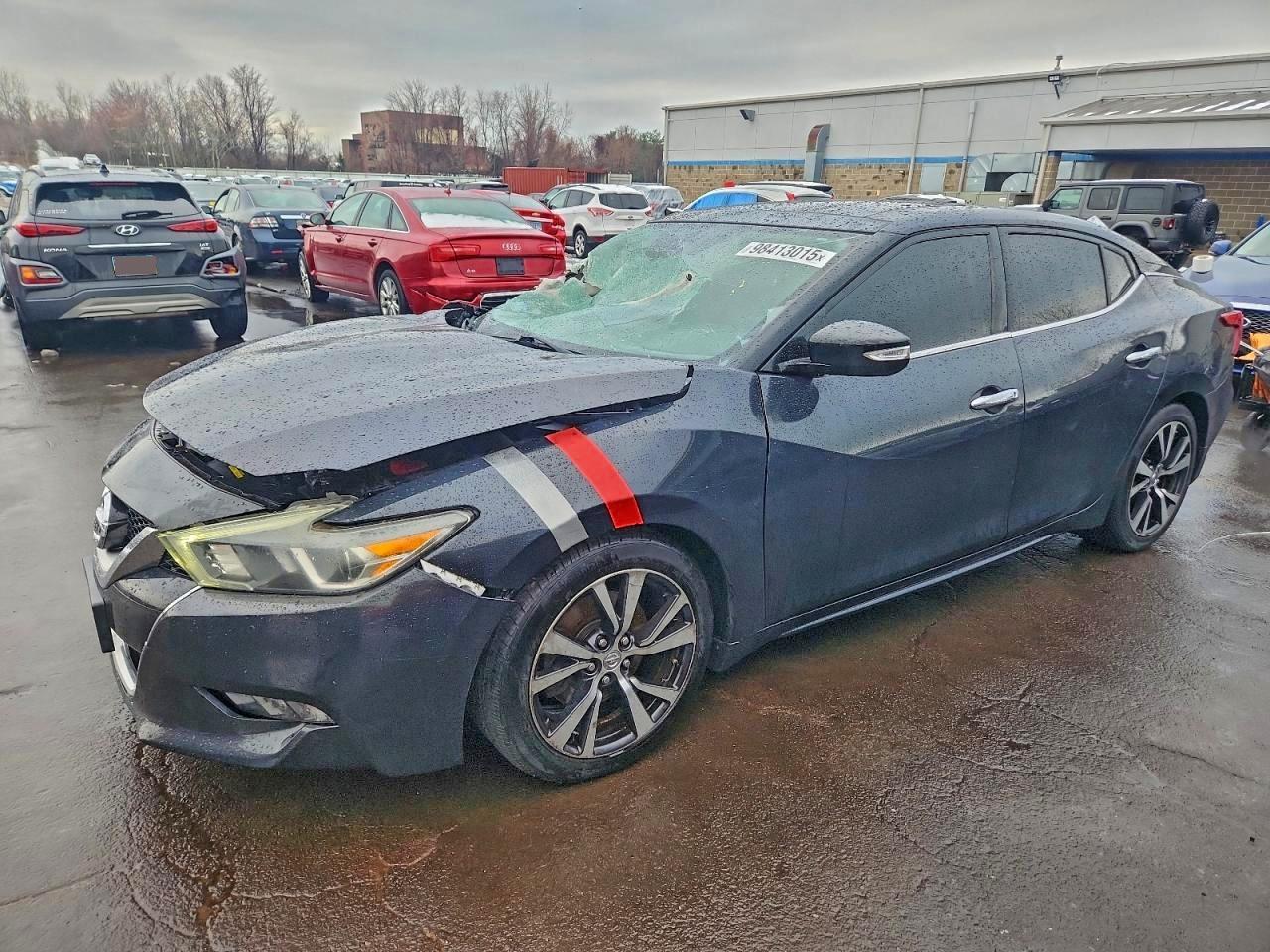 2017 NISSAN Maxima