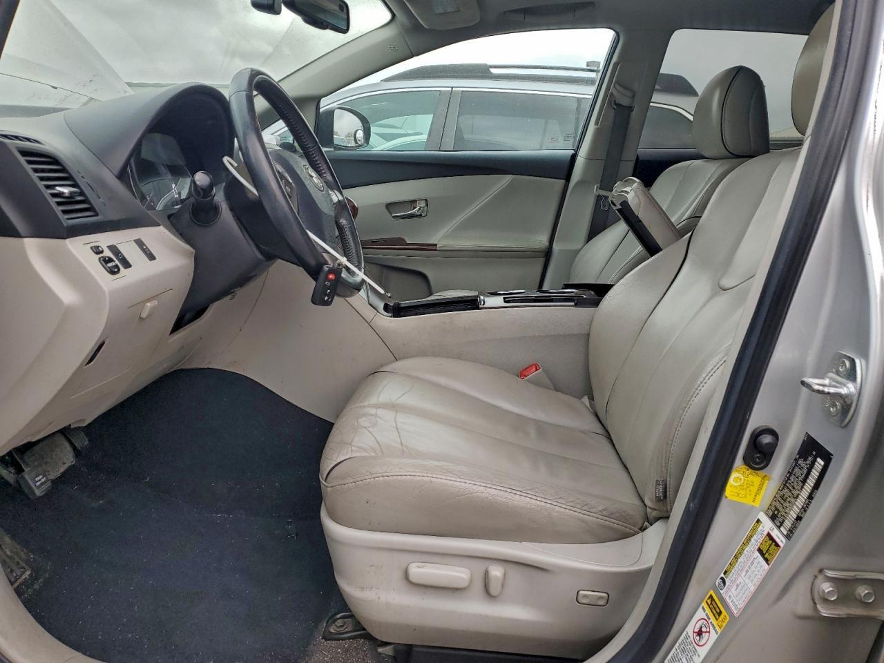 2011 TOYOTA VENZA