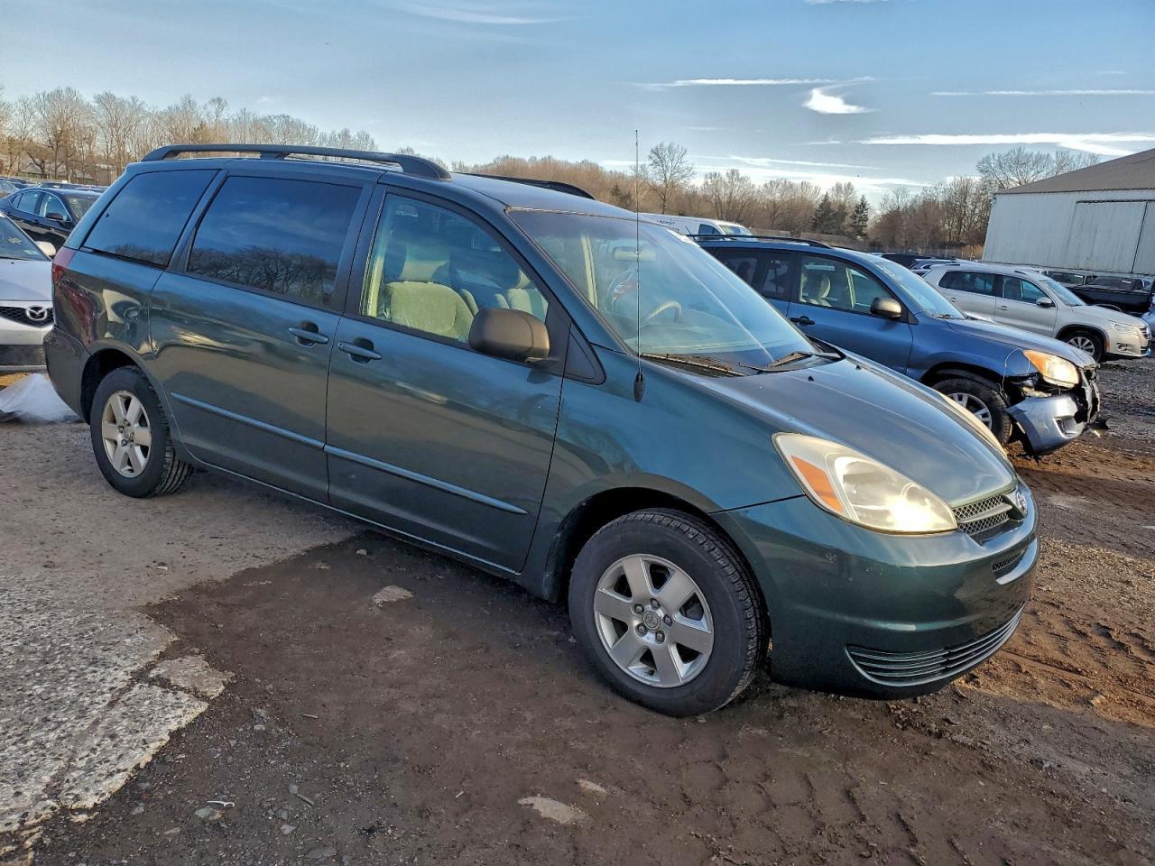2005 TOYOTA SIENNA