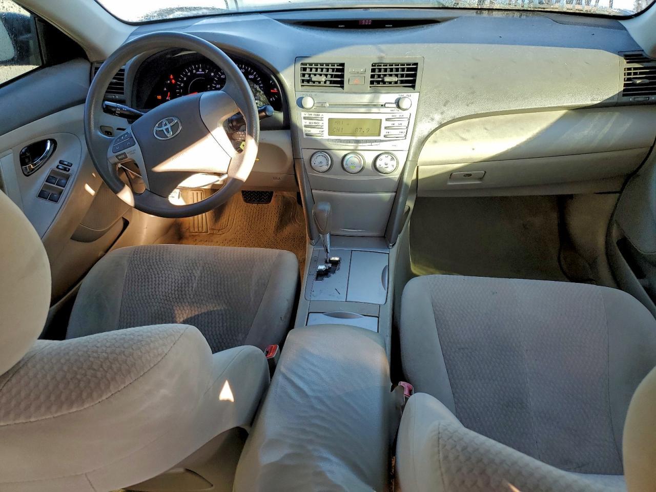 2011 TOYOTA CAMRY