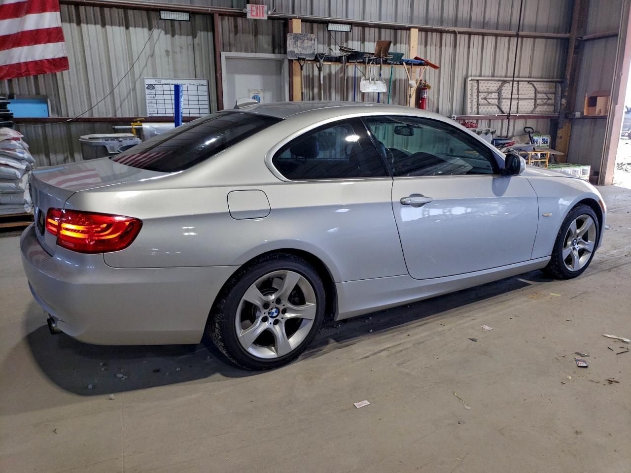 2011 BMW 3 SERIES