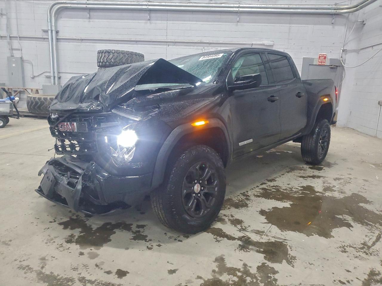 2024 GMC CANYON