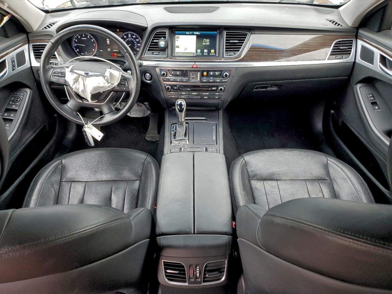 2017 GENESIS G80