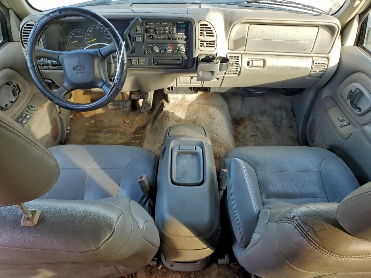 1999 CHEVROLET Suburban