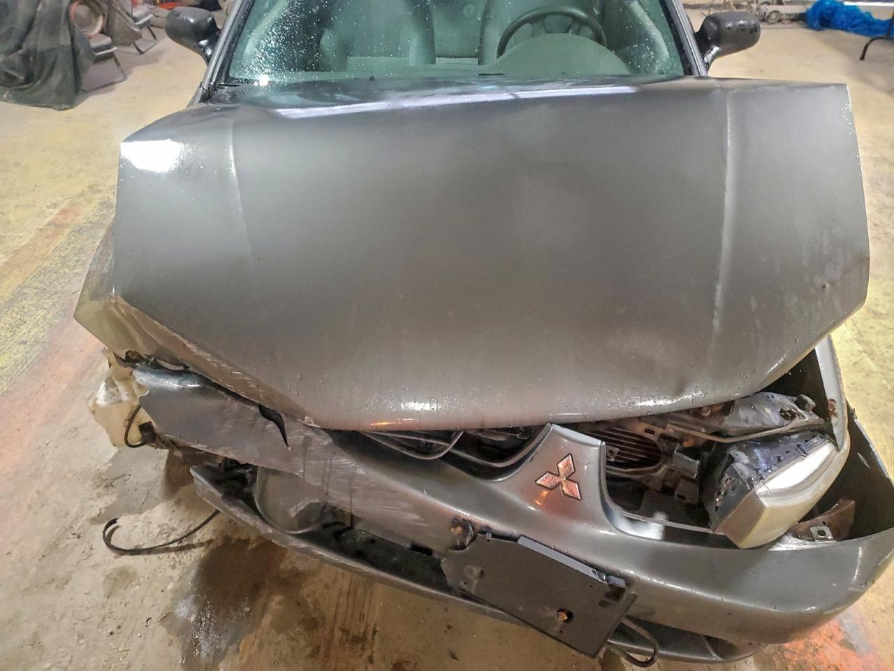 2003 MITSUBISHI Galant