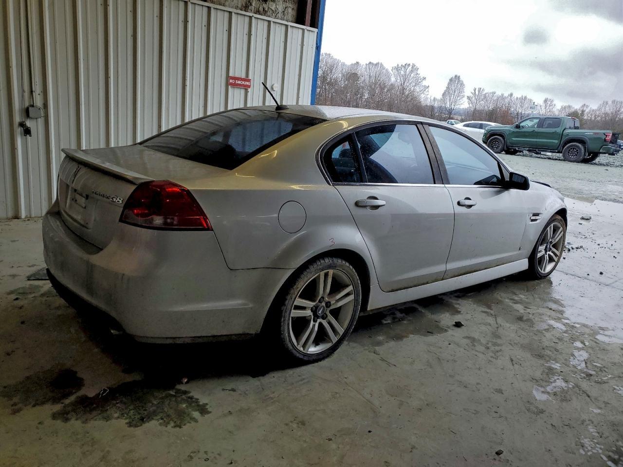 2009 PONTIAC G8
