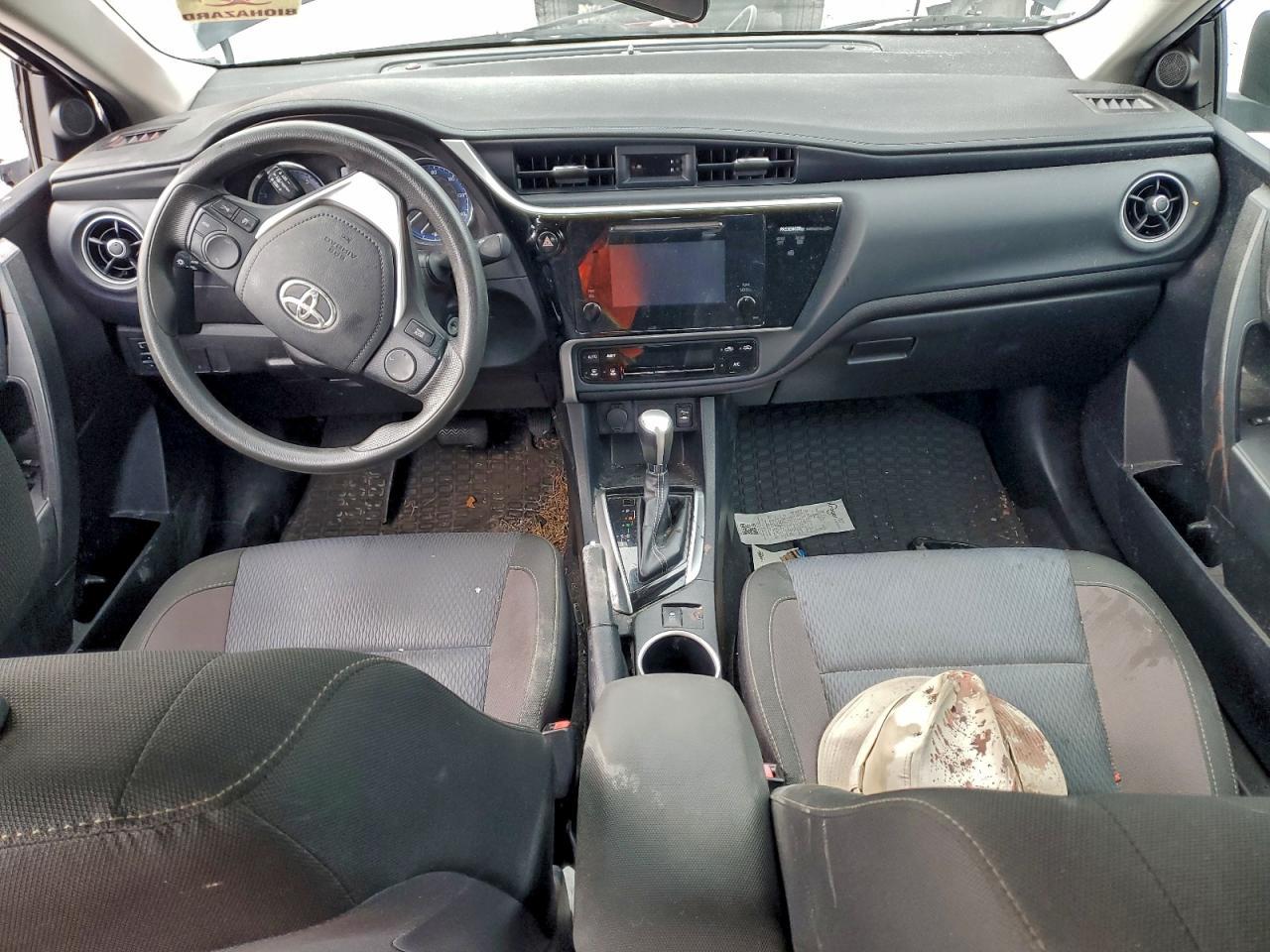2017 TOYOTA COROLLA