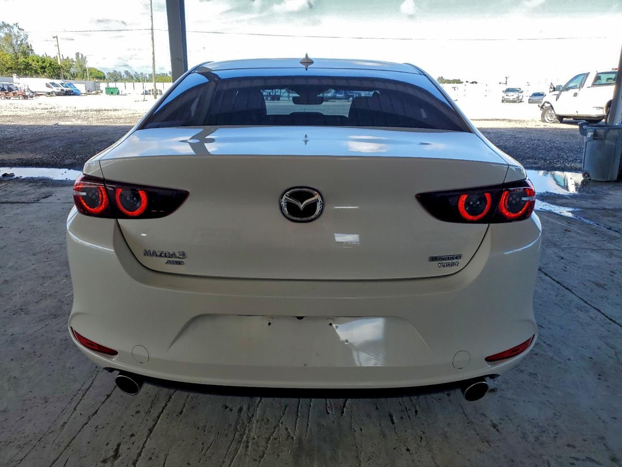 2021 MAZDA 3