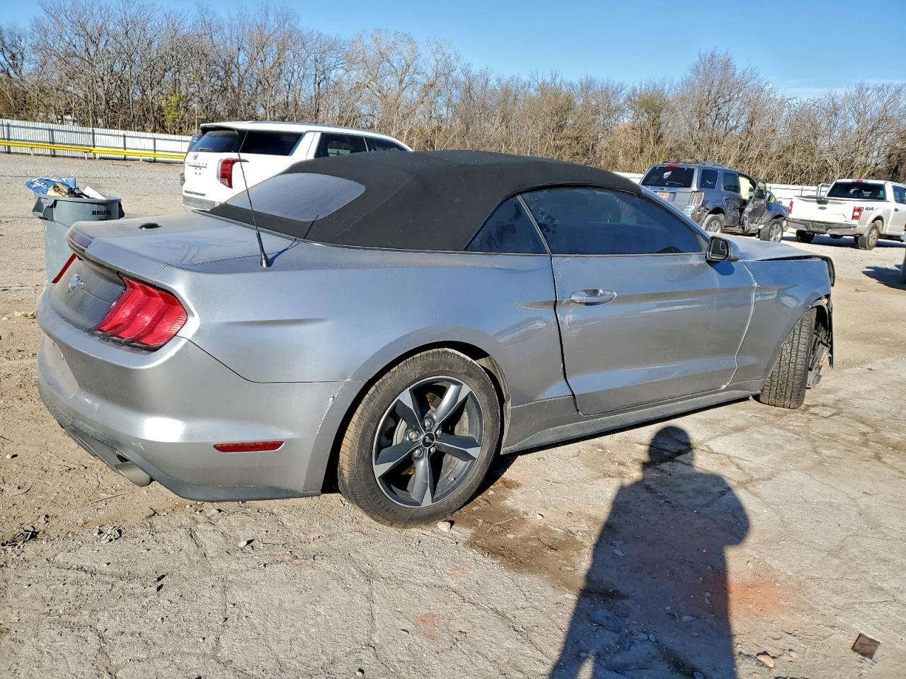 2020 FORD MUSTANG