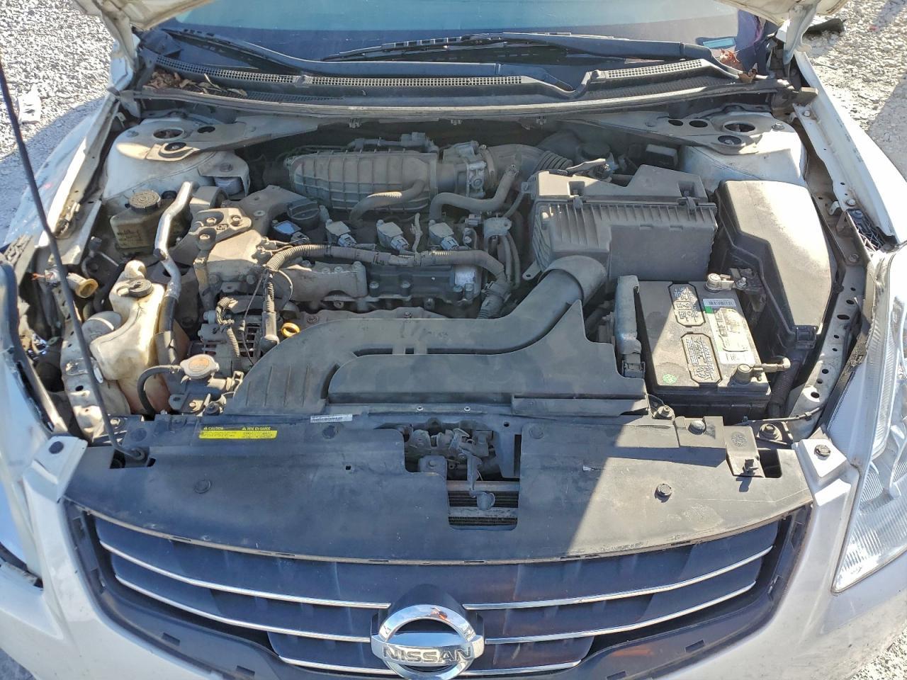 2010 NISSAN ALTIMA