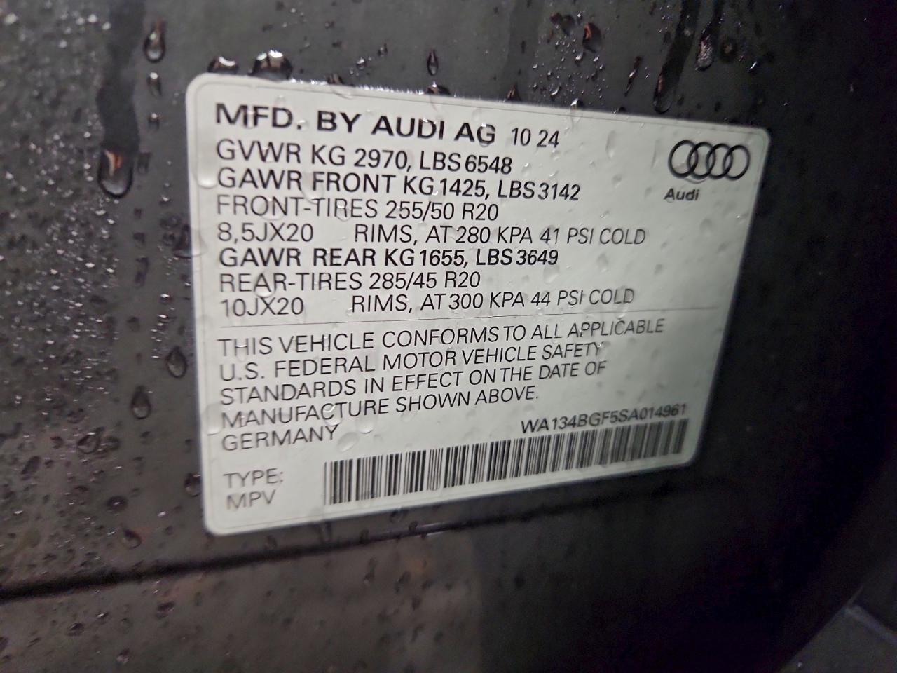 2025 AUDI Q6 e-tron