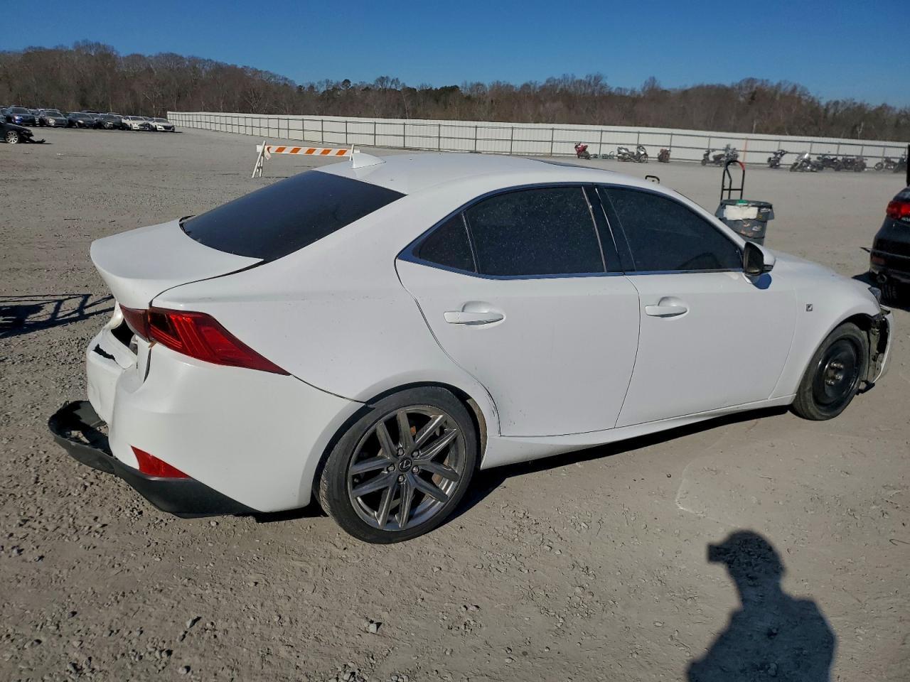 2017 LEXUS IS 200t