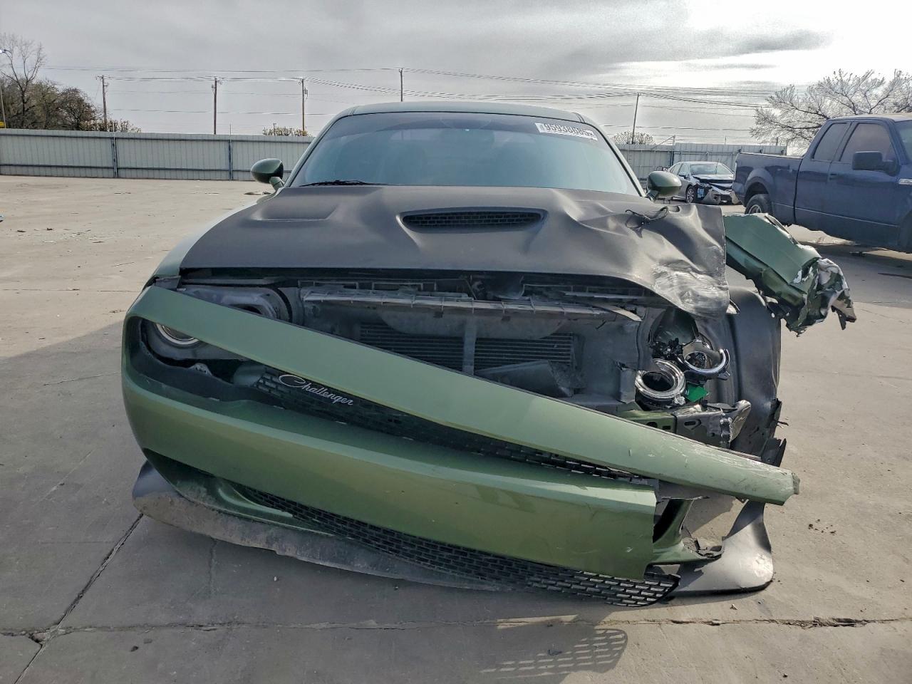 2019 DODGE Challenger
