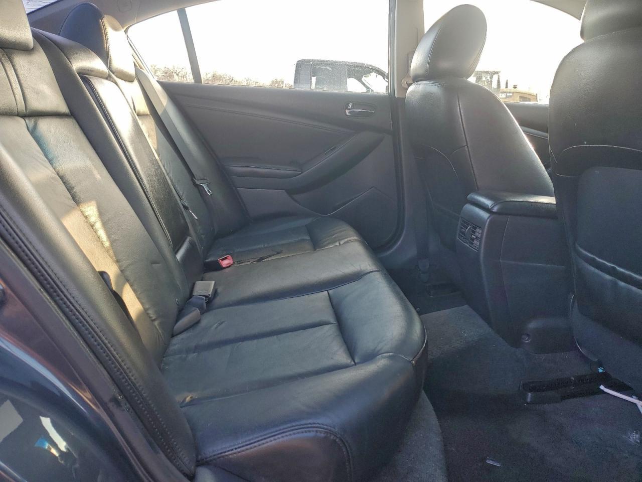 2012 NISSAN ALTIMA