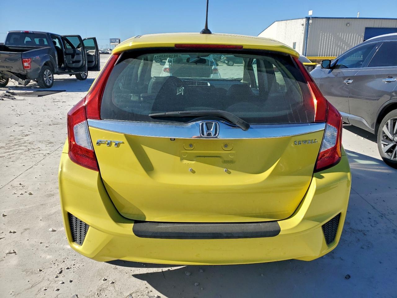 2015 HONDA FIT