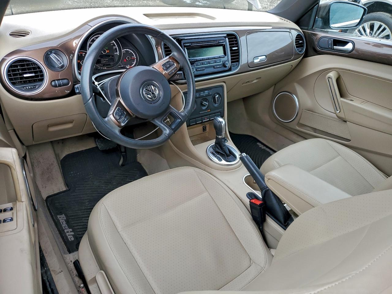 2015 VOLKSWAGEN Beetle