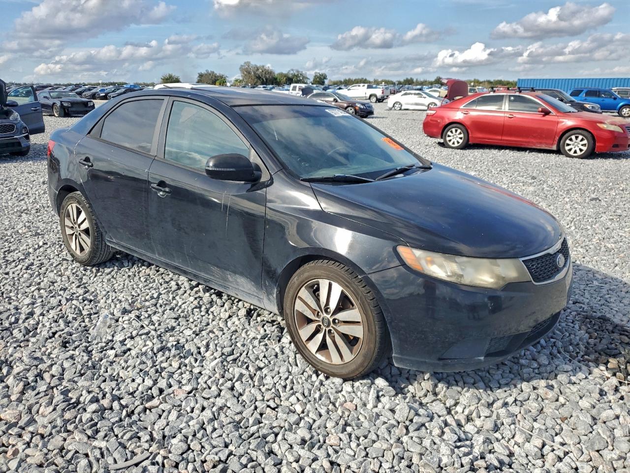 2013 KIA FORTE