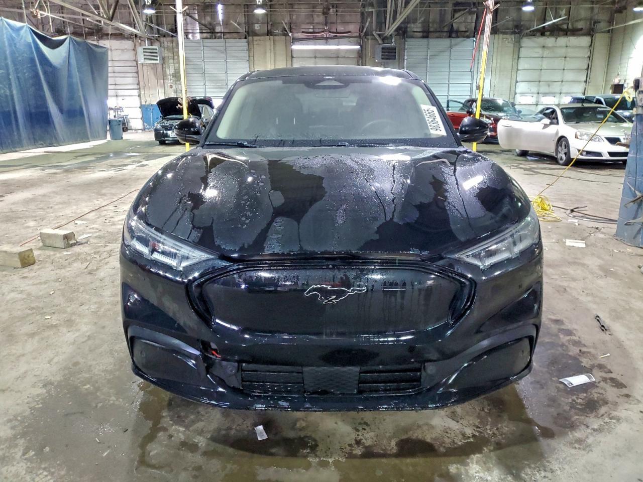 2022 FORD Mustang Mach-E