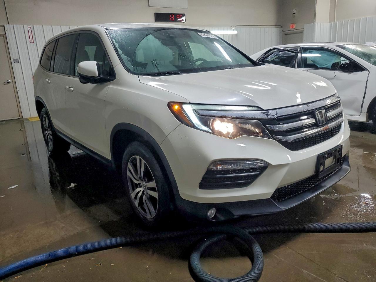 2017 HONDA PILOT