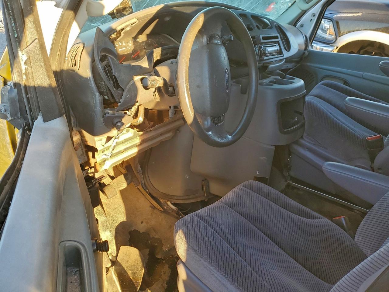 2006 FORD ECONOLINE