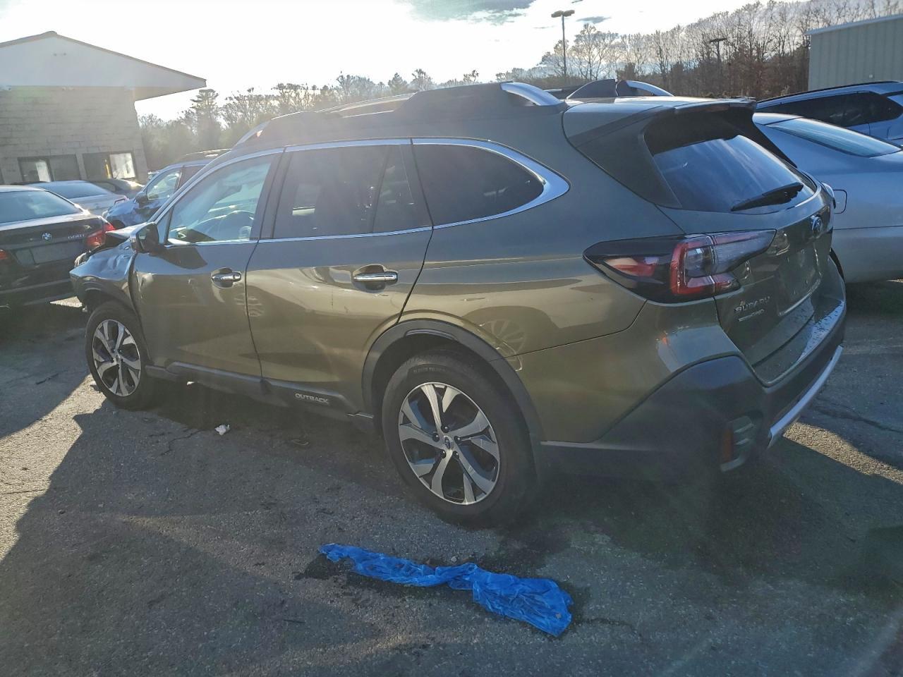 2020 SUBARU Outback