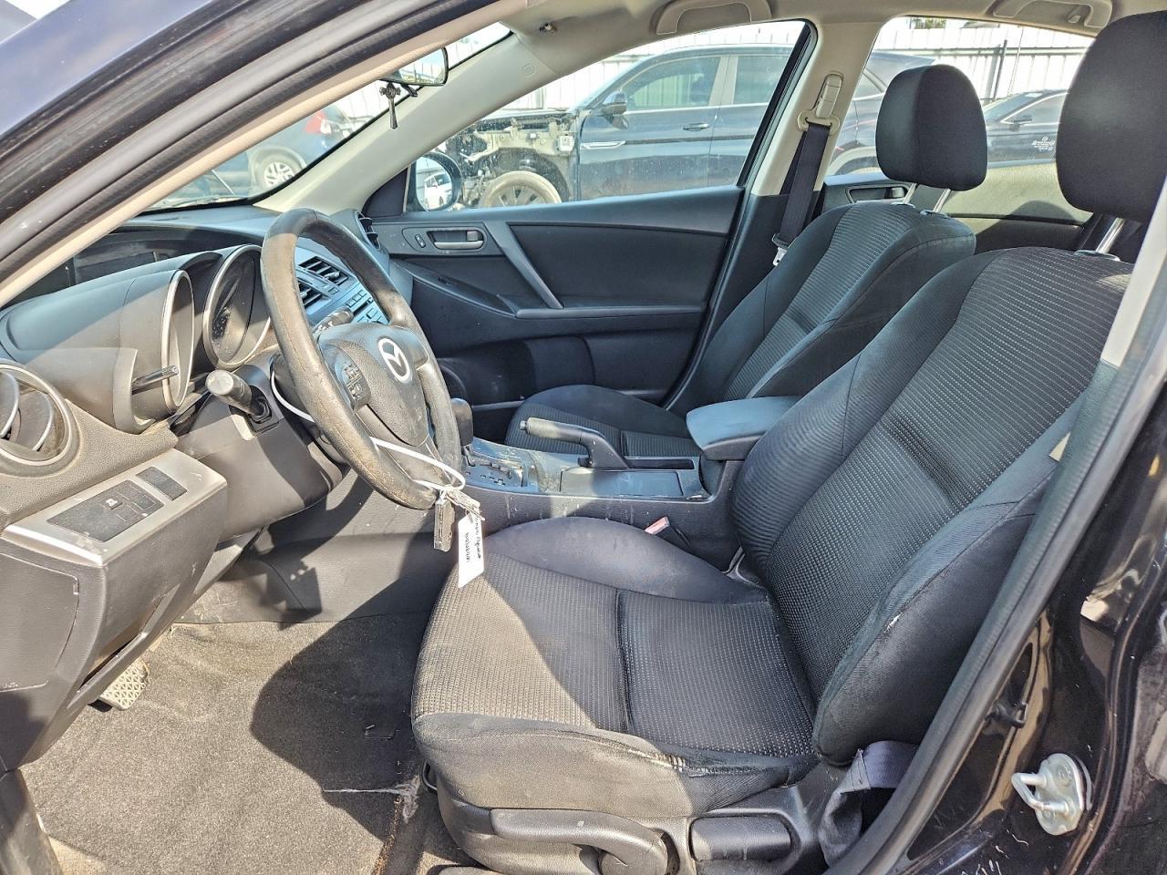 2012 MAZDA 3