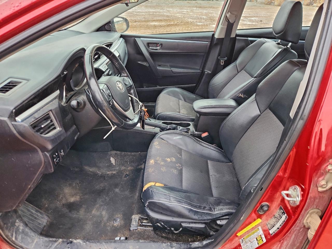 2016 TOYOTA COROLLA