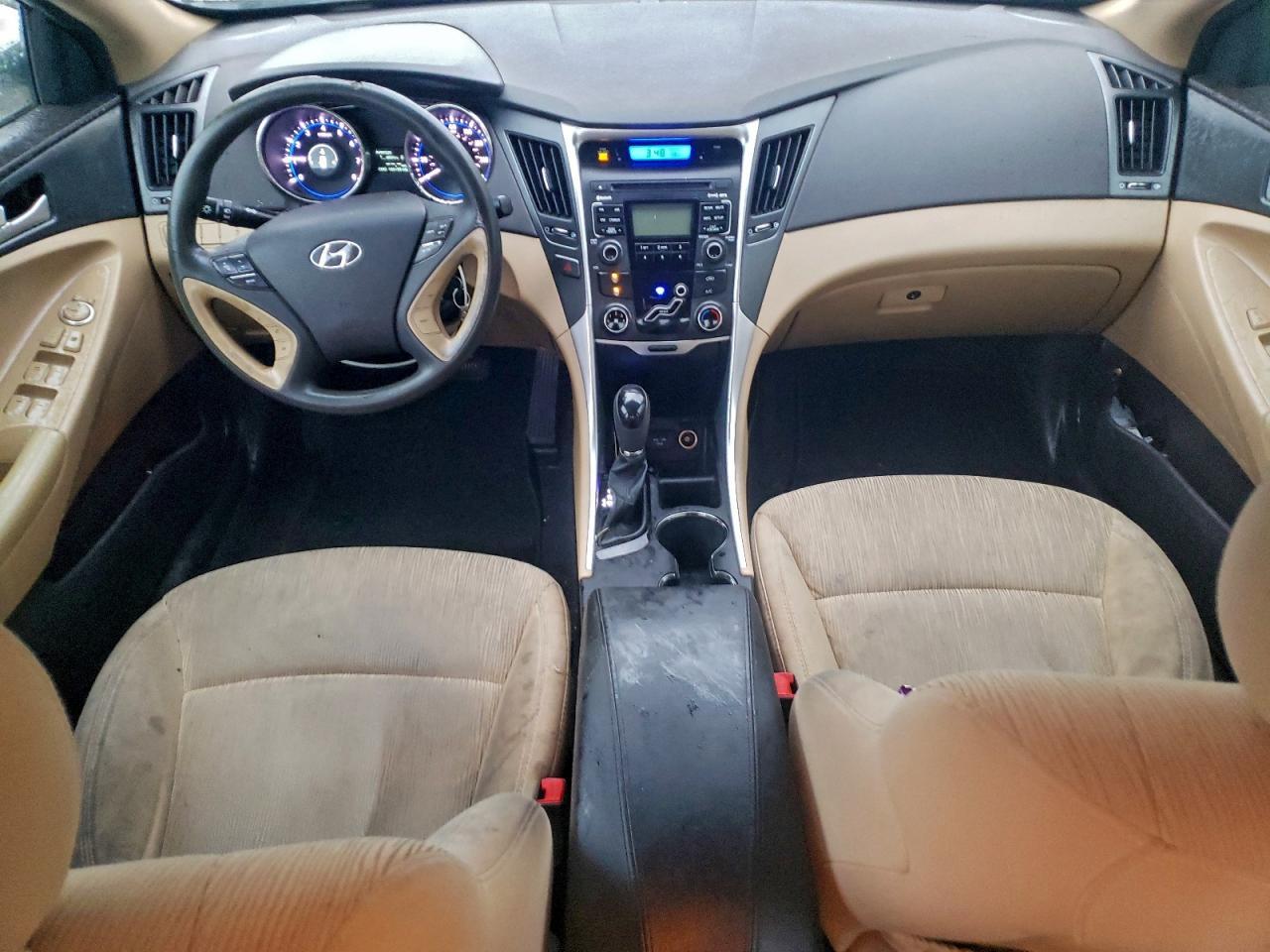 2011 HYUNDAI SONATA