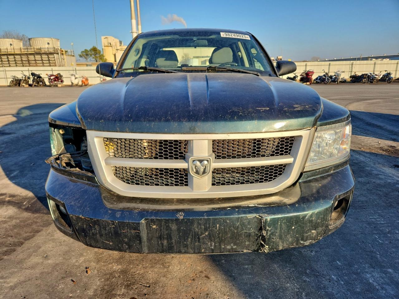 2011 DODGE Dakota
