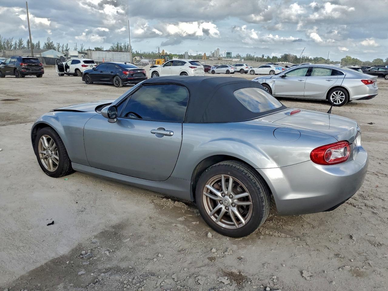 2012 MAZDA MX-5 Miata