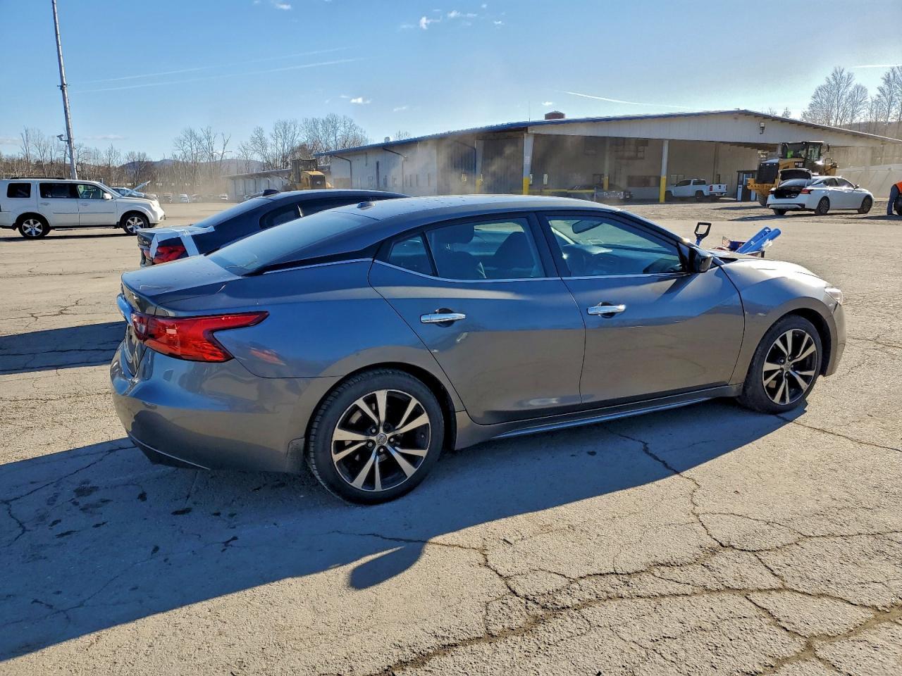 2018 NISSAN Maxima