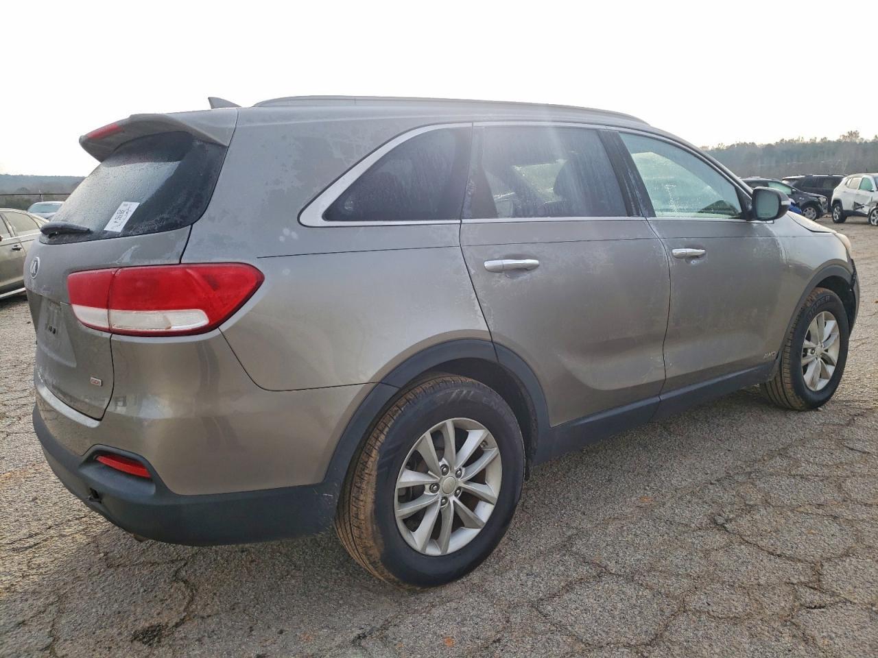 2016 KIA SORENTO