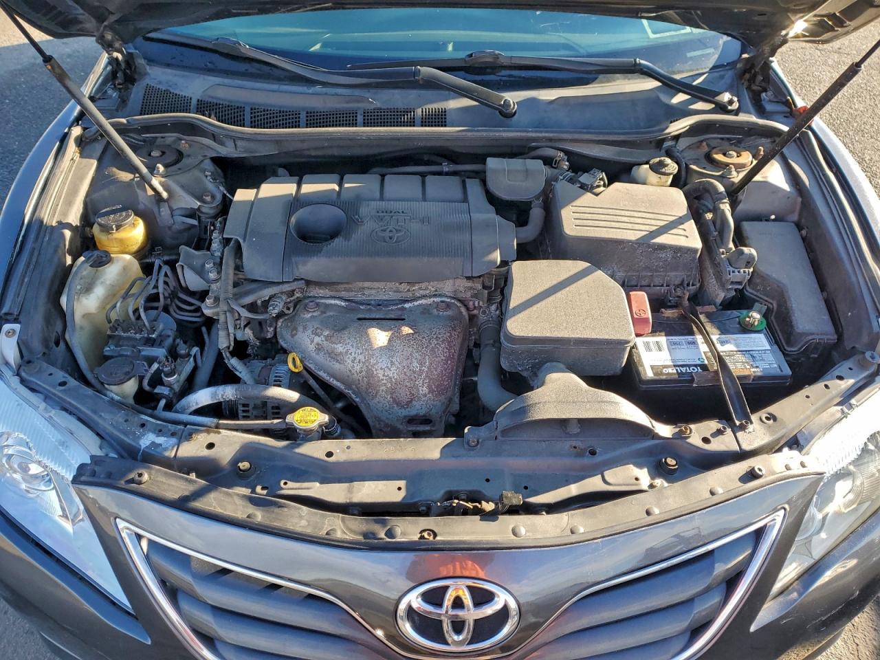 2011 TOYOTA CAMRY