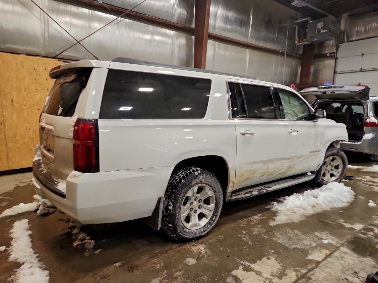 2015 CHEVROLET Suburban