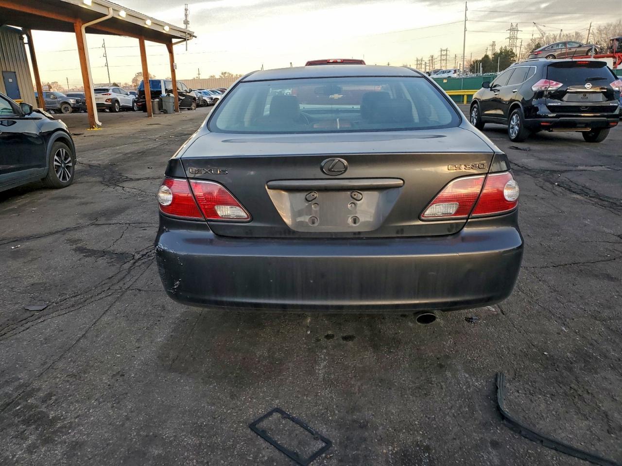 2004 LEXUS ES 330