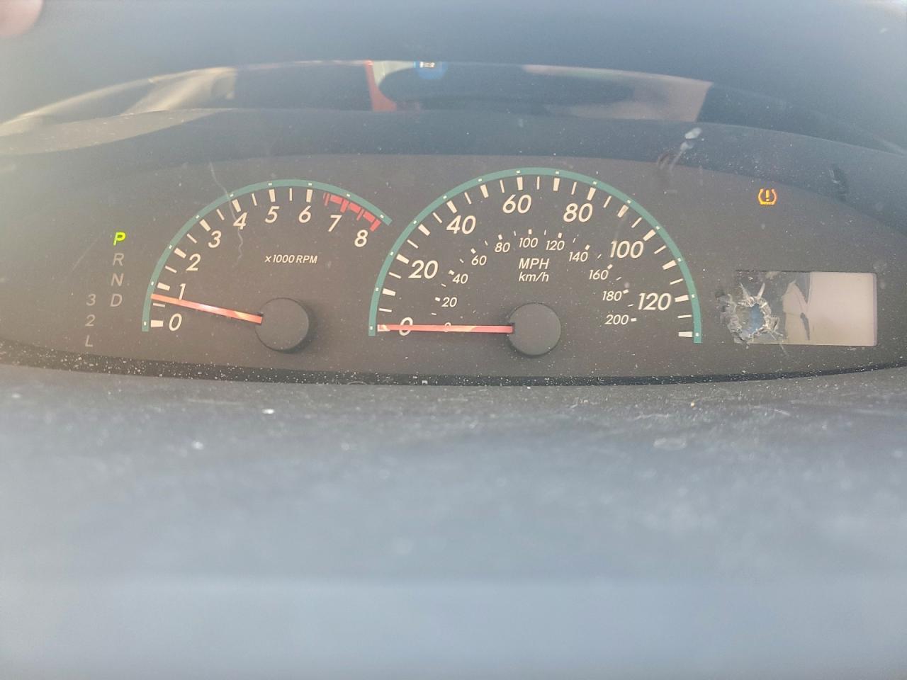 2011 TOYOTA YARIS