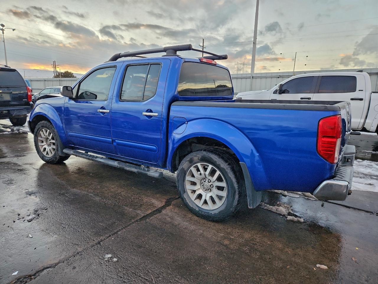 2012 NISSAN Frontier